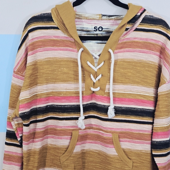 NWT SO Women's Striped Oversized Hoodie Sweater - Multicolor - Picture 4 of 8